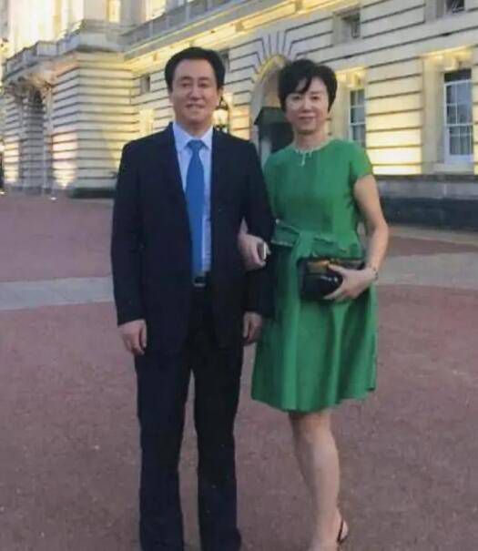 亚洲成人在线播放